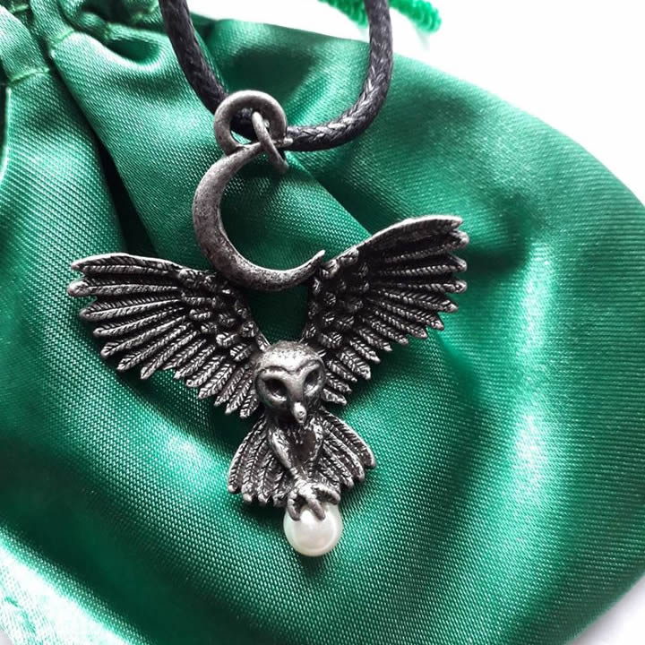 Flight Of The Goddess Pendant Necklace Bag and Leaflet