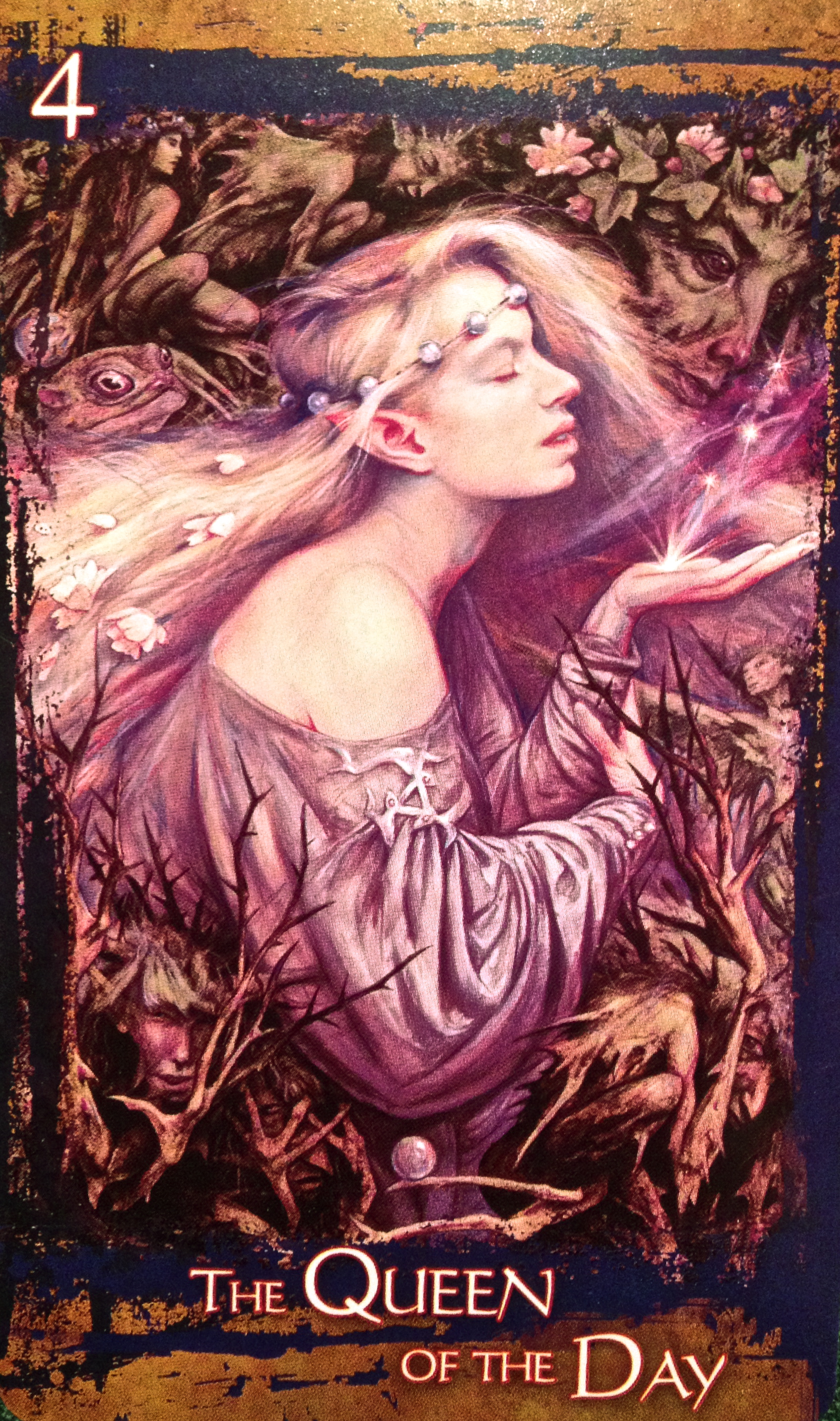 Heart of Faerie Oracle Queen of Days