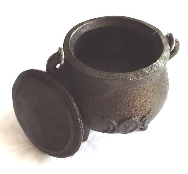 Small Gunmetal Triple Moon Cauldron