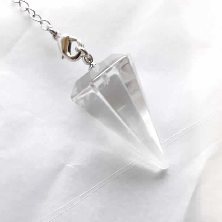 Quartz Triple Moon Pendulum